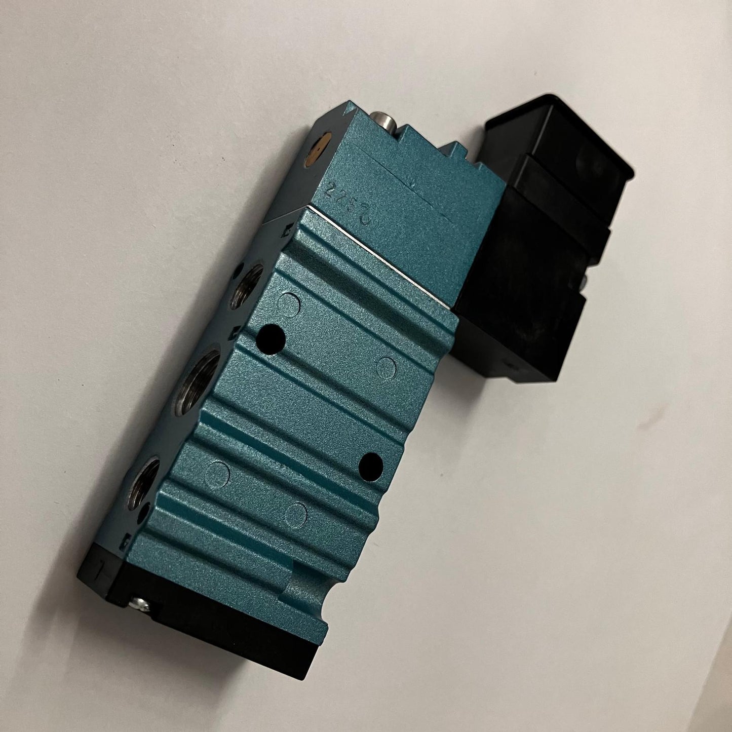 Denester Valve for CURO