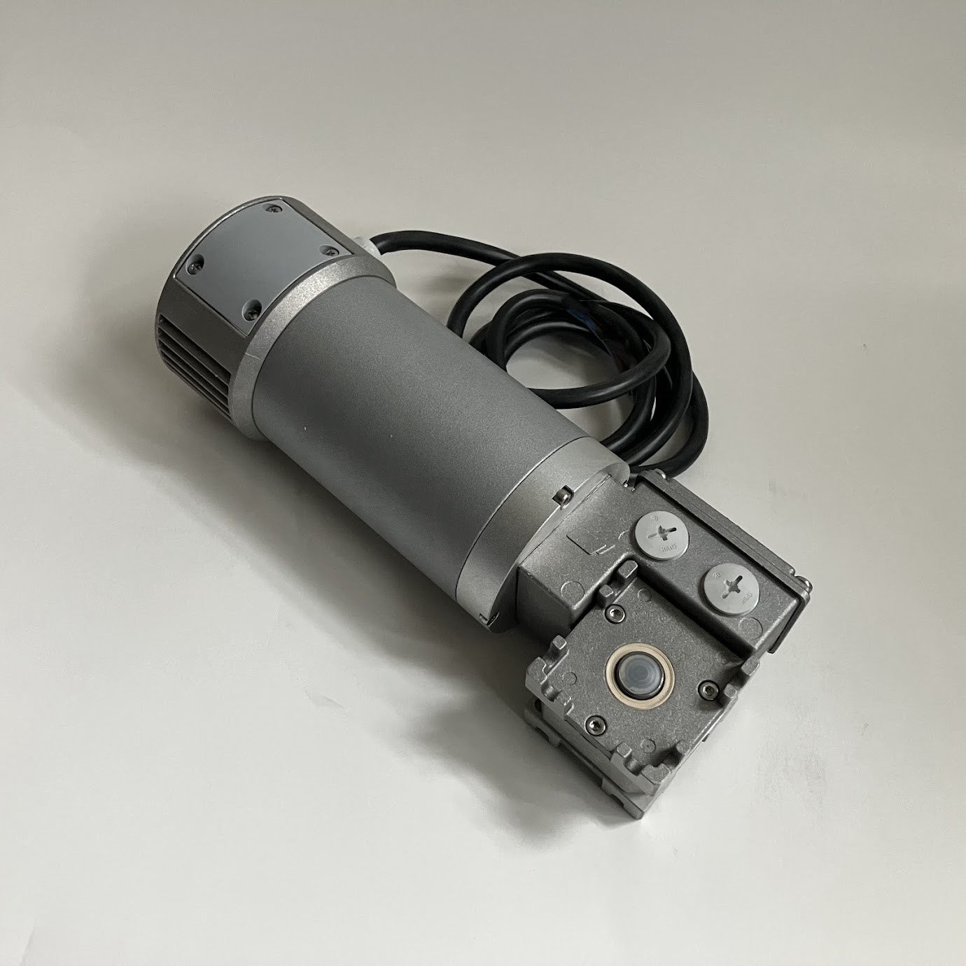 Clamshell Rotation Motor 373 RPM Motor for Clamshell Lift Belt – GSD Innovation